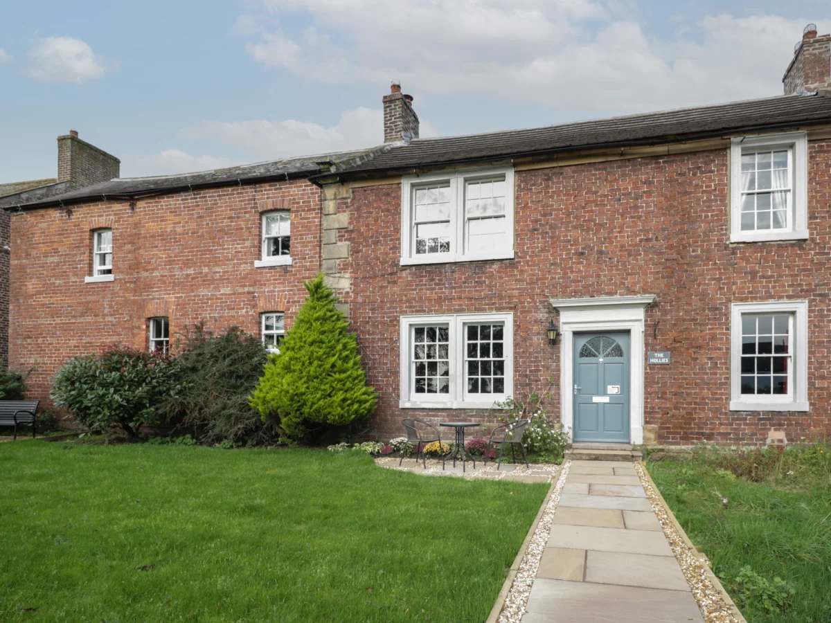 The Hollies in Carlisle, Cumbria. Sauna. Hot tub. Character features. Off-road parking. Pet-friendly