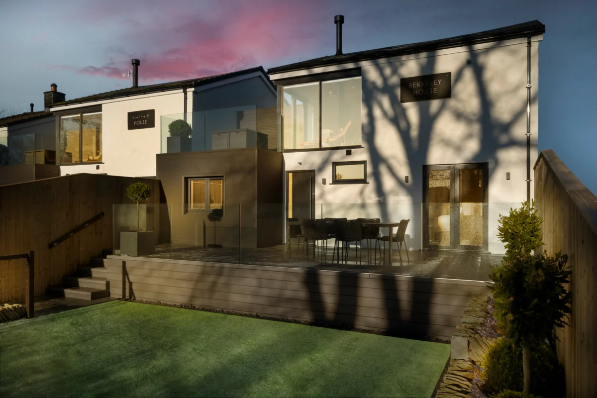 Cassius 3, Bowness-On-Windermere, Cumbria. In Lake District National Park. Opulent property. EV. TV.