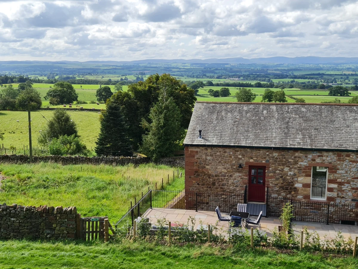 Whinstone, near Appleby-In-Westmorland, Cumbria. In an AONB. Off-road parking. Reverse-level. Patio.