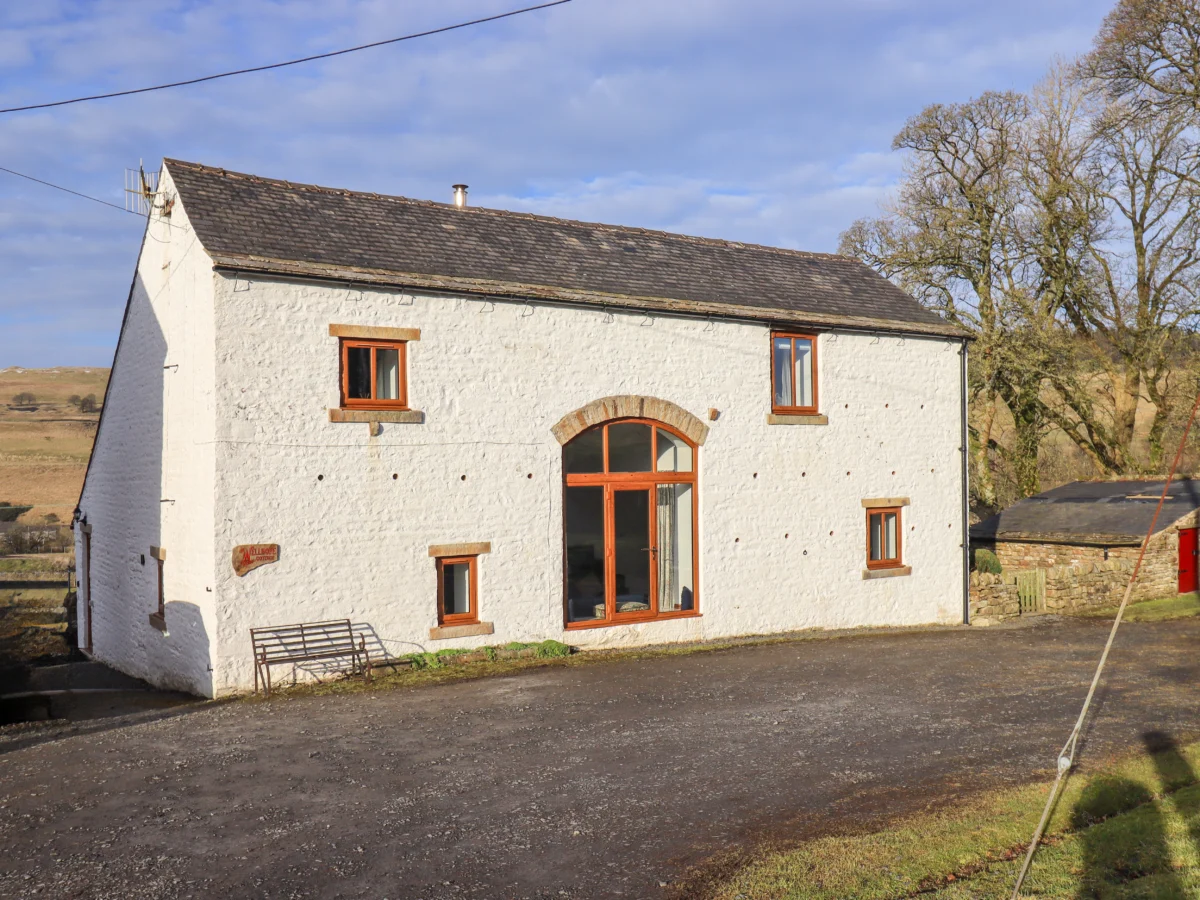 Middlefell View Cottage, Alston Cumbria. With countryside views. Pet-friendly. Woodburning stove. TV