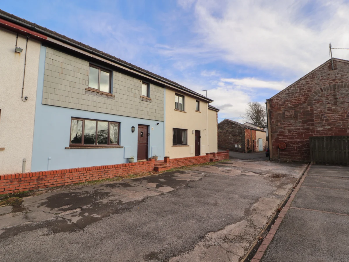 Valley View in Cleator Moor, Cumbria. Smart TV. Pet-friendly. Open-plan. Designated parking spaces