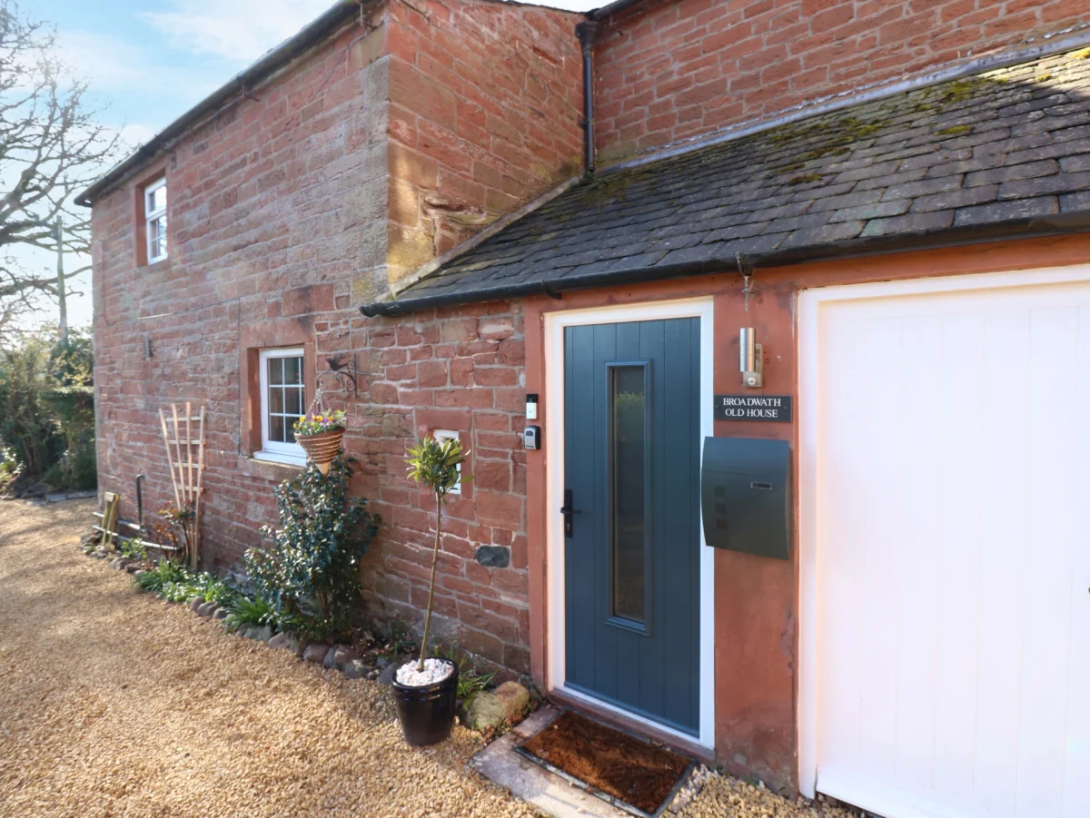Broadwath Old House, Corby Hill