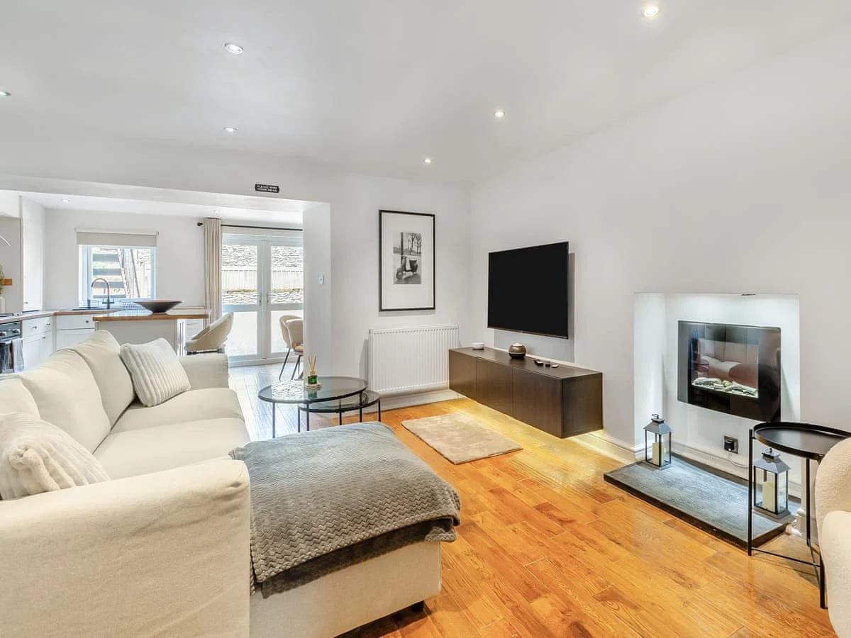 Craig Apartments - Slate Burrow