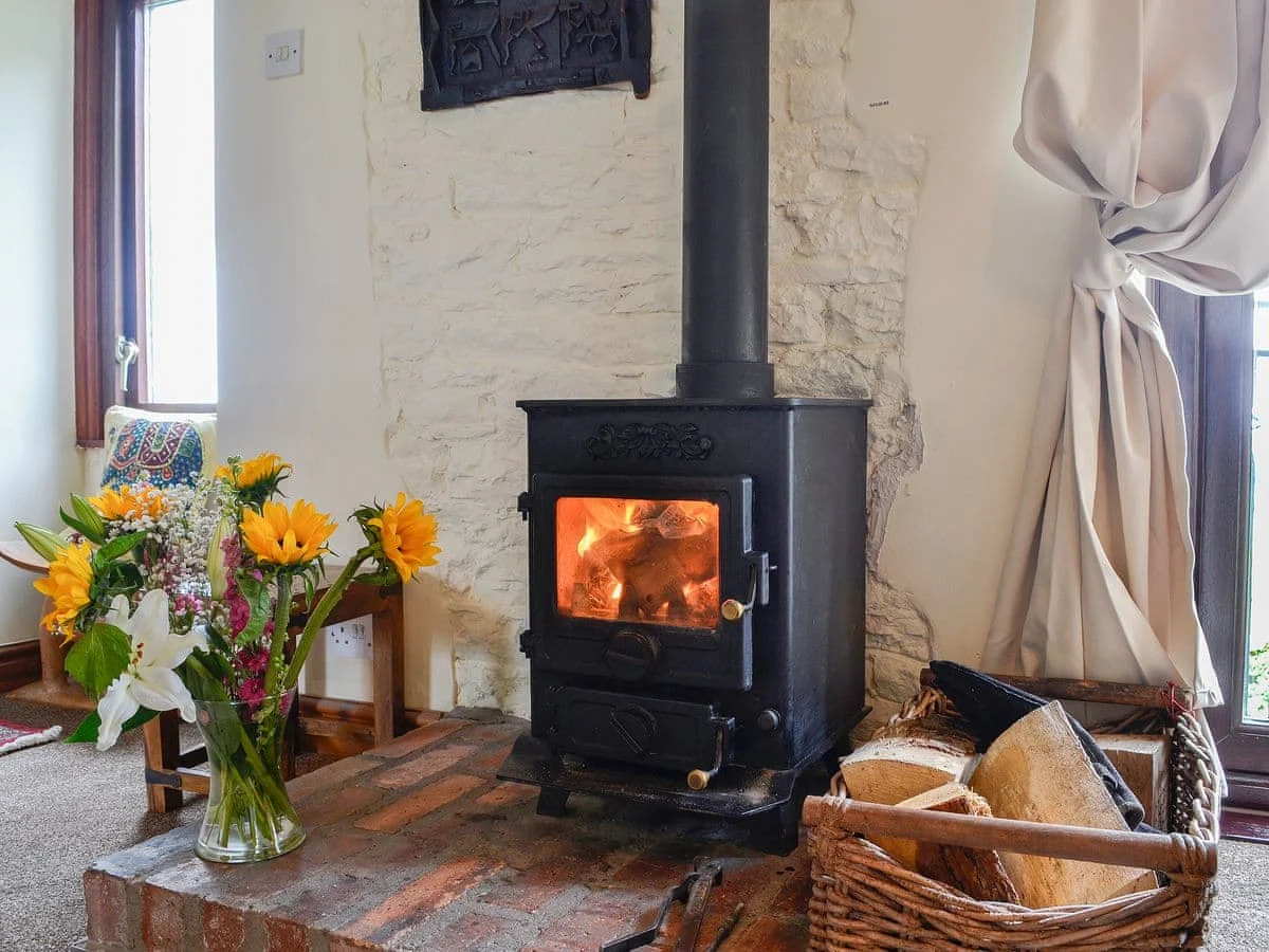 Arkleby Holiday Homes - Grooms Cottage
