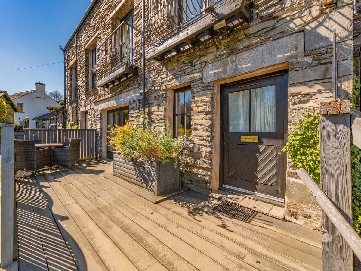Yewfield Apartments - Mulberry
