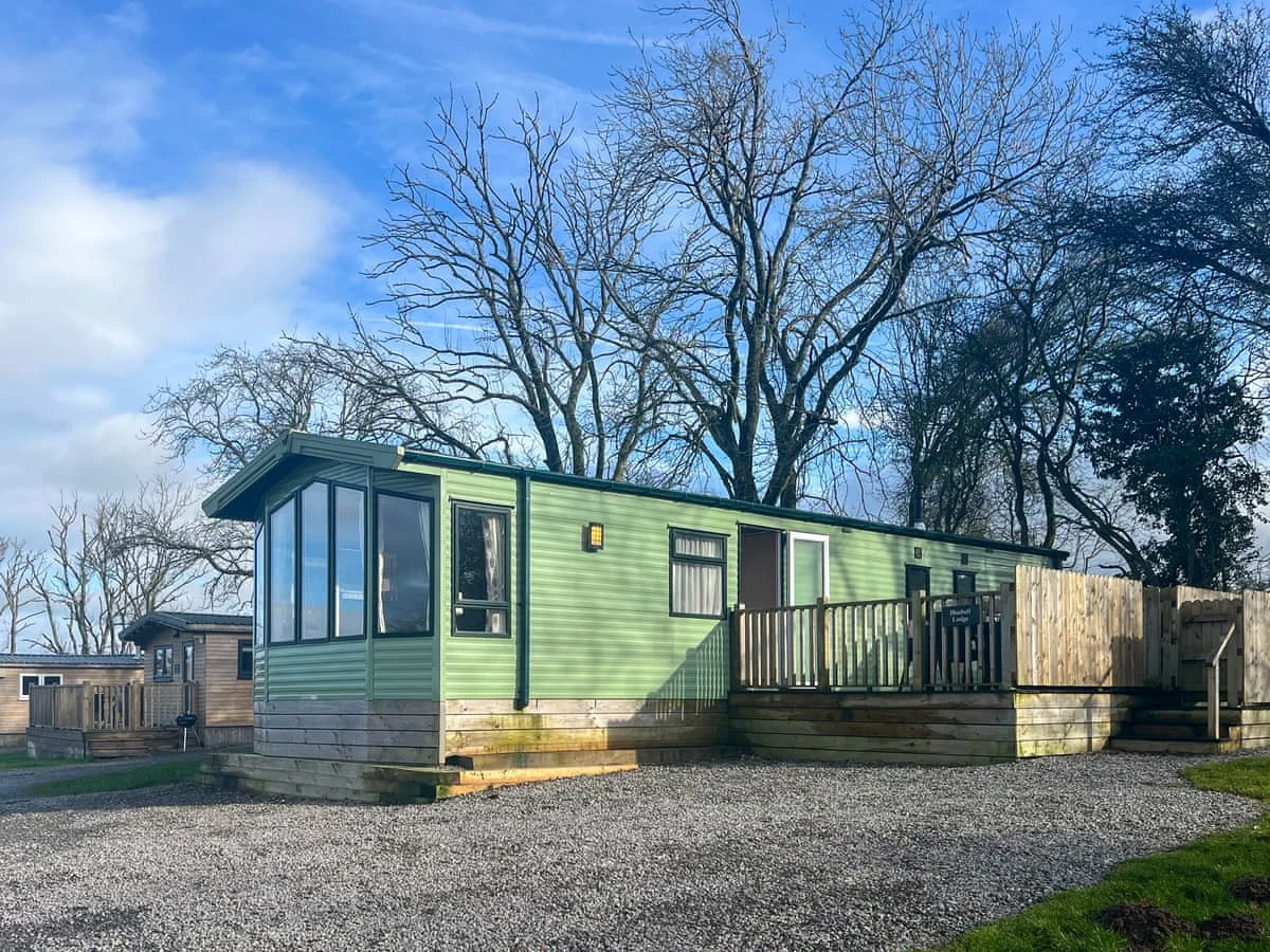 Wallace Lane Farm Cottages - Bluebell Lodge