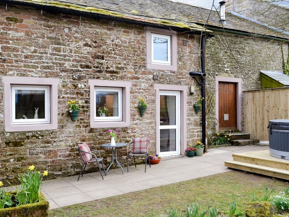 Wallace Lane Farm Cottages - Farmhouse Cottage