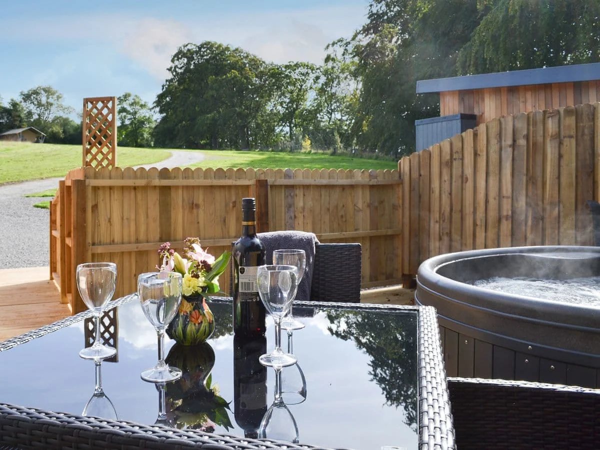 Wallace Lane Farm Cottages - Lapwing