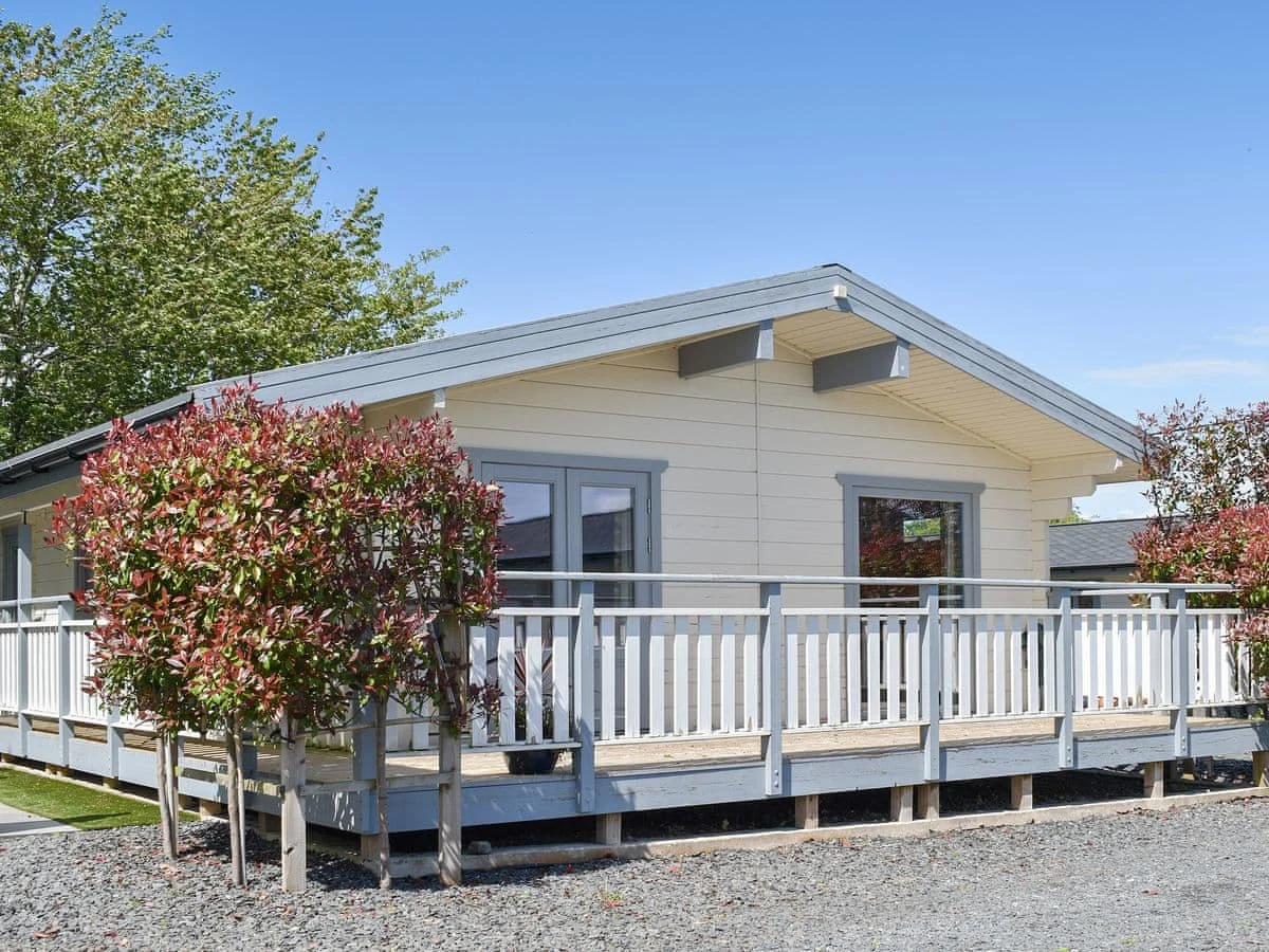 Dale Garth Lodges - Oak Lodge