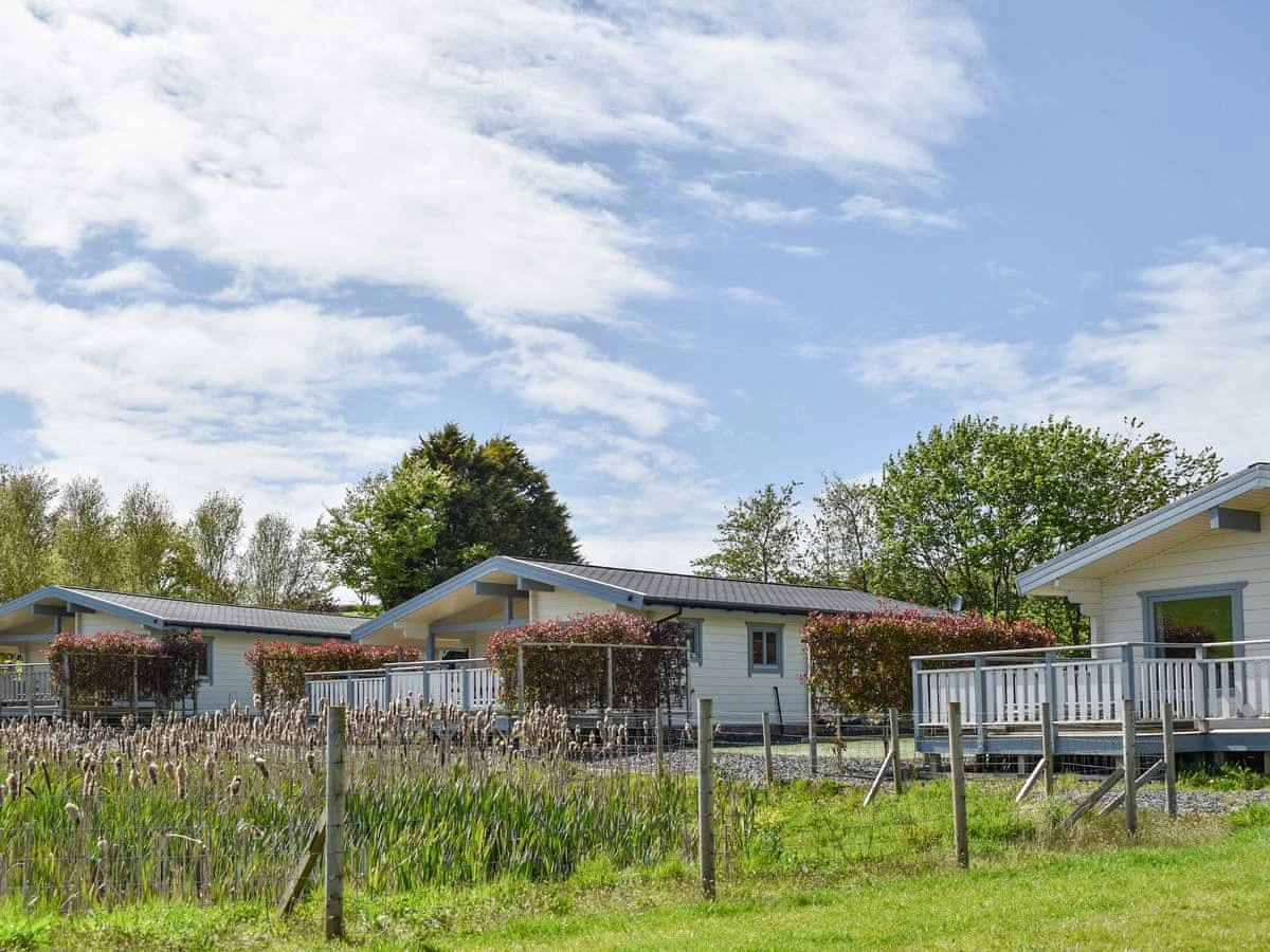Dale Garth Lodges - Pine Lodge
