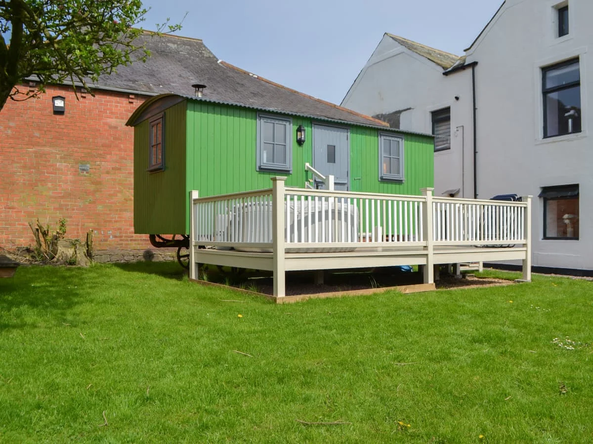 The Garrison - Sian's Shepherds Hut
