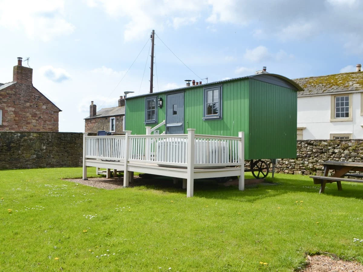 The Garrison - Hannah's Shepherds Hut
