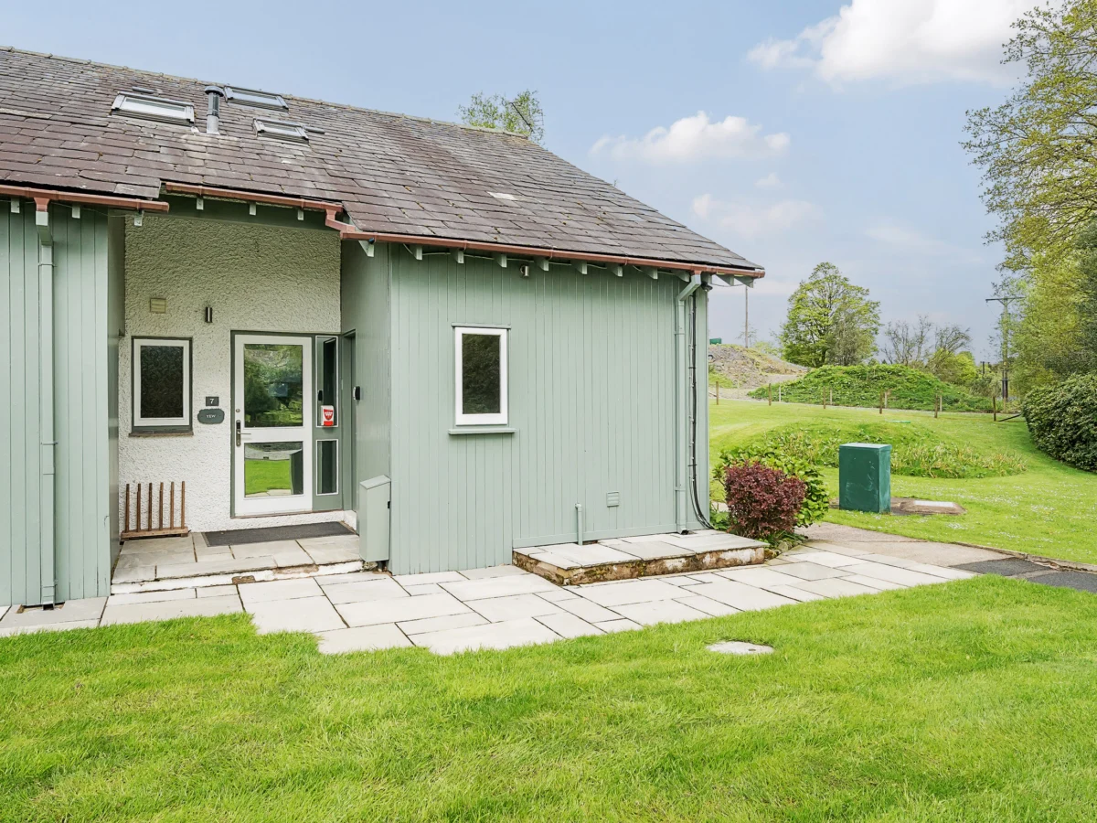 Yew - Woodland Cottages, Bowness-On-Windermere