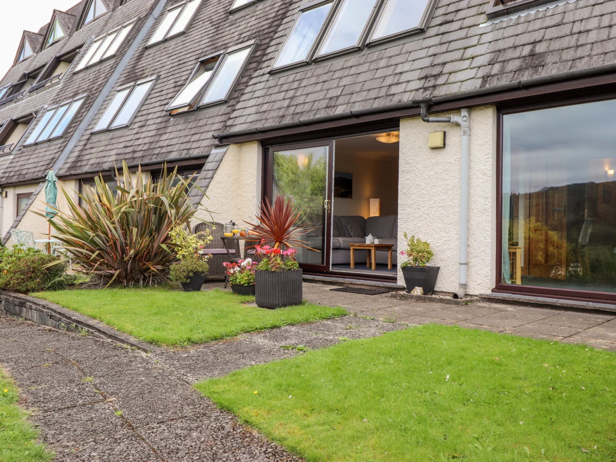 15 Lakelands - Pavey Ark, Ambleside