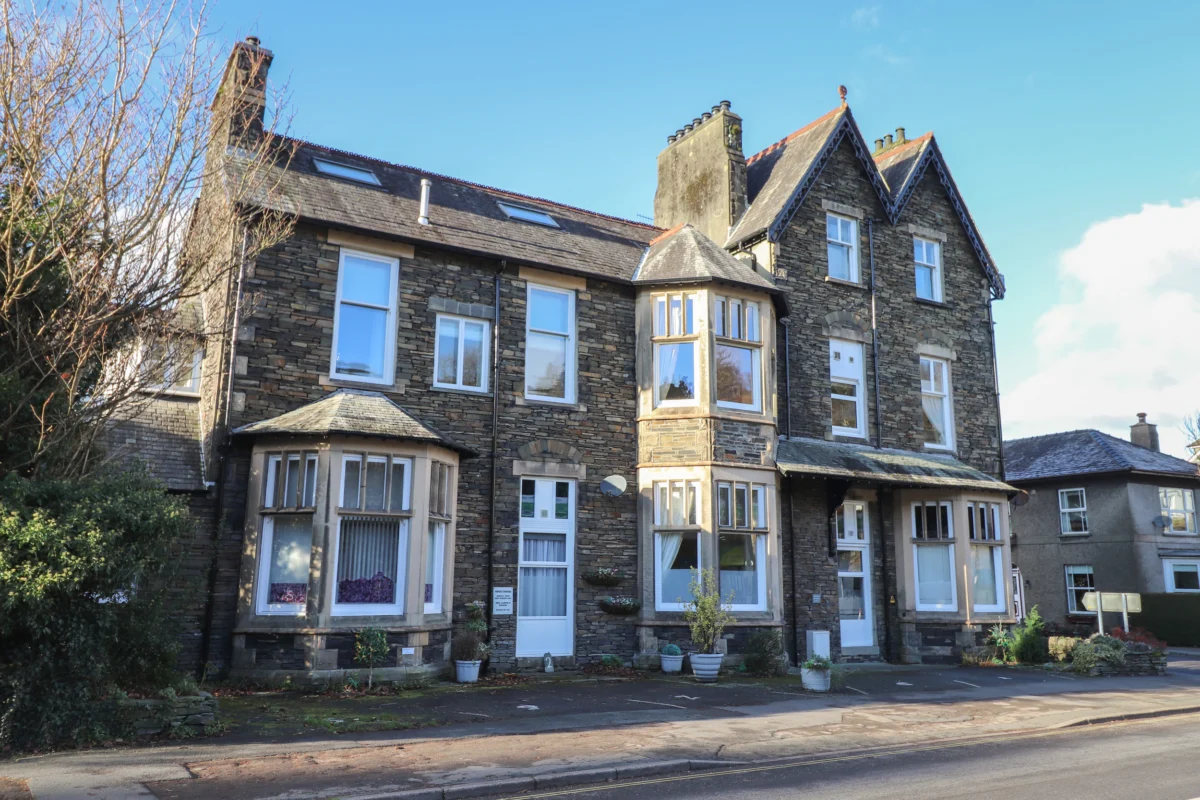 Wansfell Loft in Ambleside, Cumbria. Duplex apartment in Lake District National Park. Near amenities