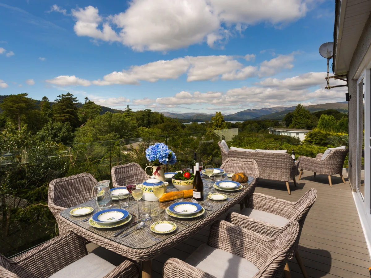 Mere View, Bowness-On-Windermere, Cumbria. Three bedrooms. EV charging point. Reverse level. Balcony