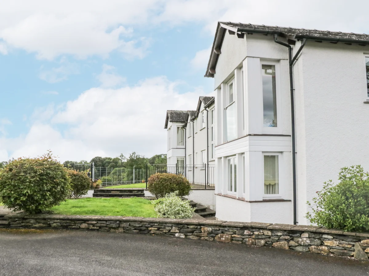 Ramblers Lodge Bowland Bridge, Lancashire. Romantic. Smart TV. Open plan. National Park. Countryside