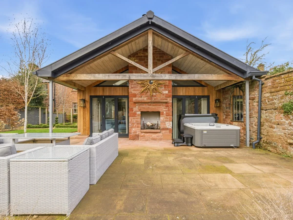 Riverside House