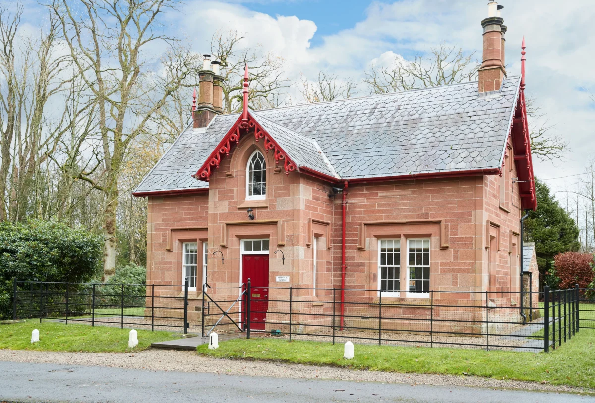 Middle Lodge